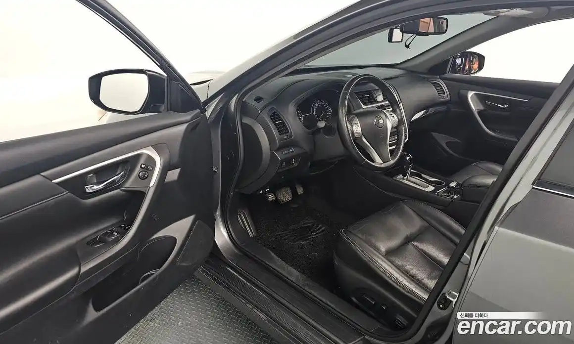 Nissan Altima 2017 2.5 гидро в Москве № 342553, фото 11