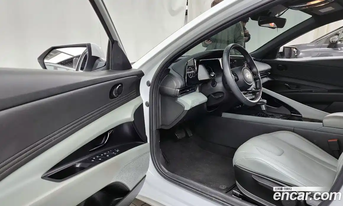 Hyundai Avante 2023 1.6 гидро в Москве № 6278, фото 10
