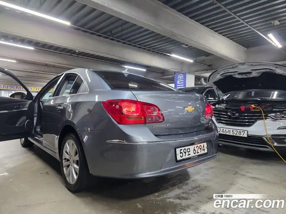 Chevrolet Cruze 2015 1.4 гидро в Москве № 104487, фото 2