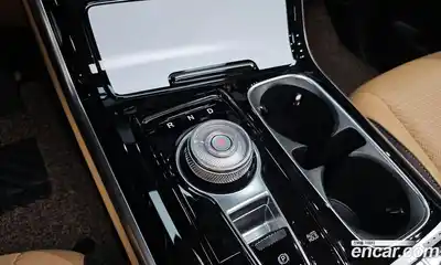 Kia Canival 2023 3.5 гидро в Москве № 115025, миниатюра 9