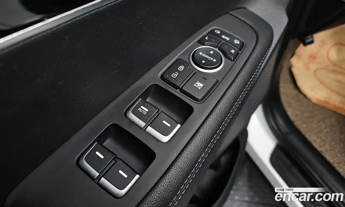 Kia Sorento 2019 2.0 гидро в Москве № 131672, фото 13