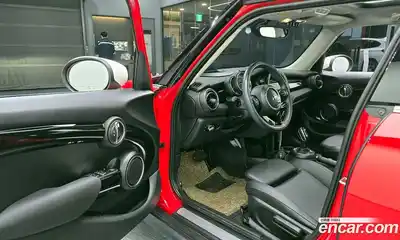 Mini Cooper 2020 1.5 гидро в Москве № 137771, миниатюра 11