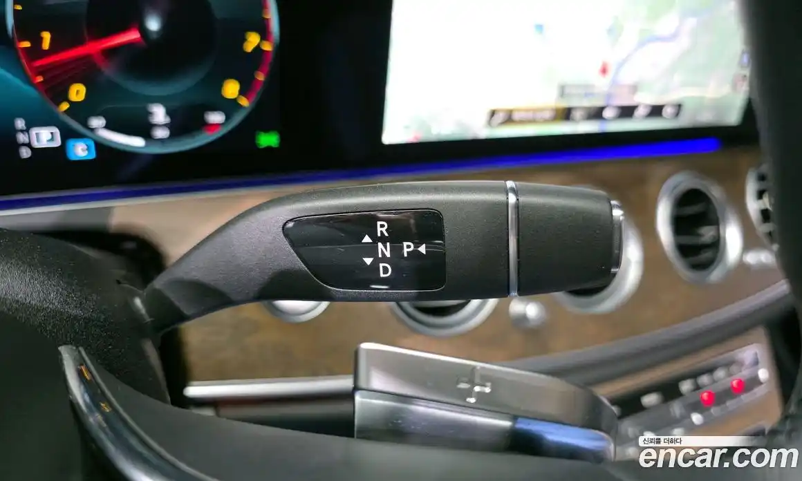 Mercedes-Benz E-Class 2022 2.0 гидро в Москве, фото 9