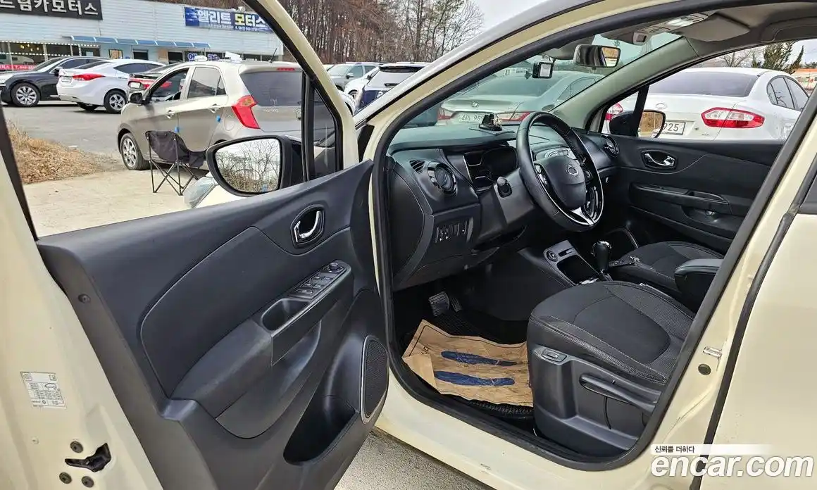 Renault QM3 2015 1.5 гидро в Москве № 149711, фото 10