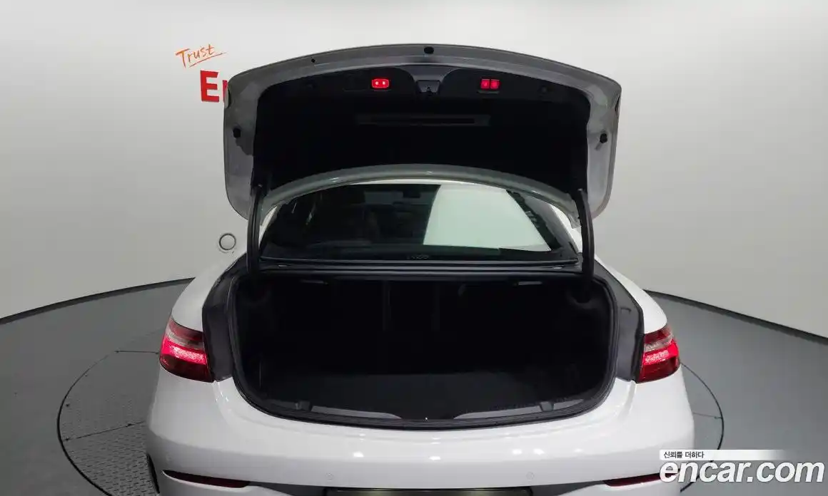 Mercedes-Benz E-Class 2019 3.0 гидро, фото 20