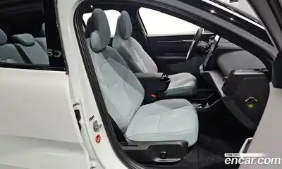 Volvo EX30 2025 0.2 гидро в Москве № 164224, миниатюра 10