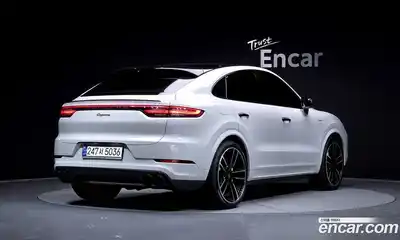 Porsche Cayenne, 2021