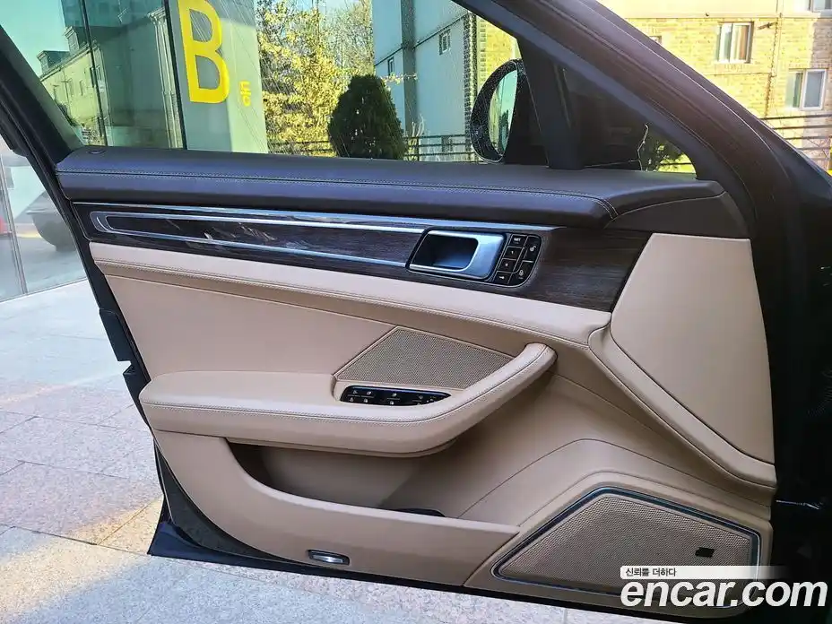 Porsche Panamera 2018 3.0 гидро в Москве № 165910, фото 14