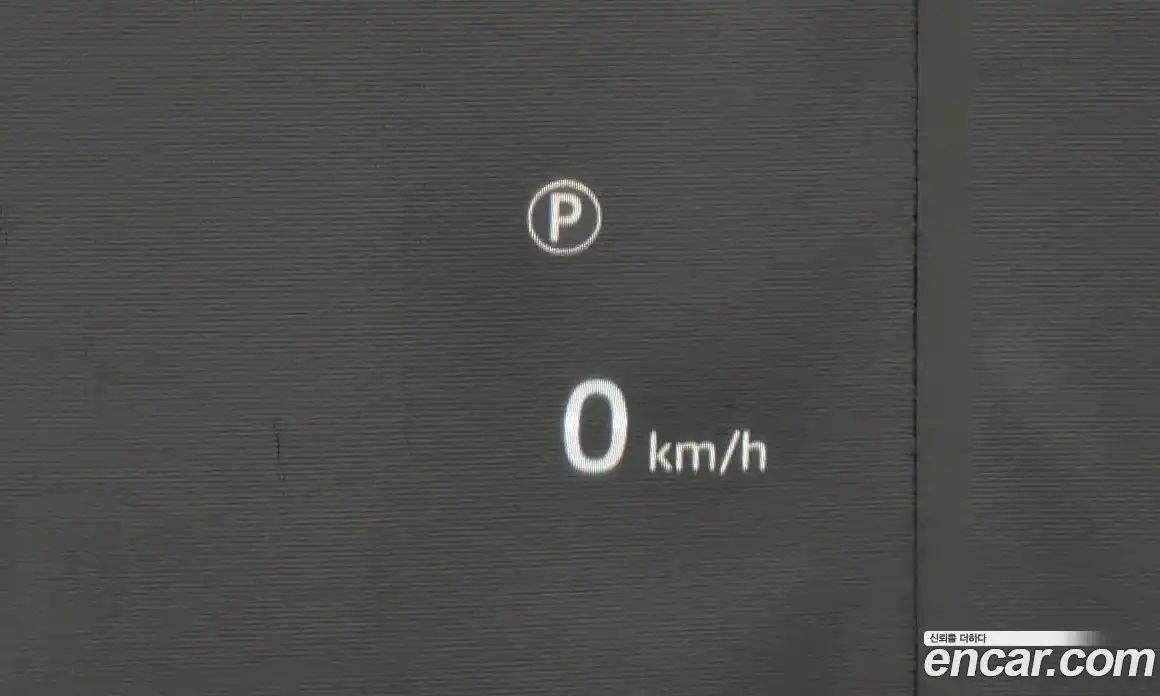 Land Rover Range-Rover Evoque 2024 2.0 гидро в Москве № 165933, фото 19