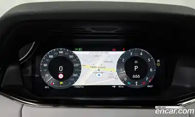 Land Rover Range-Rover Evoque 2024 2.0 гидро в Москве № 165933, миниатюра 8