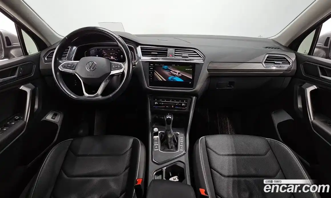 Volkswagen Tiguan 2022 2.0 гидро в Москве № 168826, фото 7