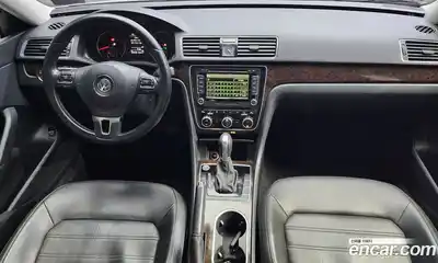 Volkswagen Passat 2015 1.8 гидро в Москве № 168925, миниатюра 7