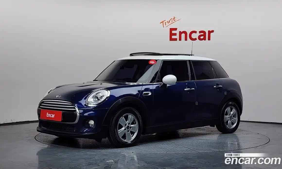 Mini Cooper 2015 1.5 гидро в Москве № 177166, фото 1