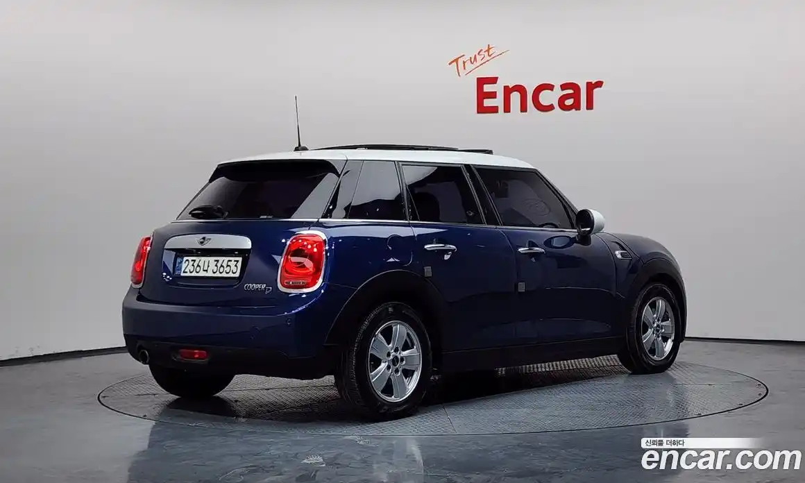 Mini Cooper 2015 1.5 гидро в Москве № 177166, фото 2