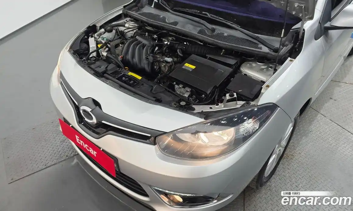 Renault SM3 2014 1.6 гидро в Москве № 1834686, фото 6