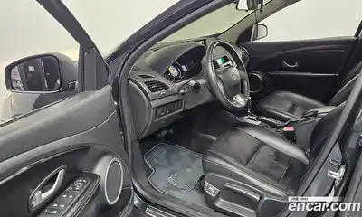 Renault SM3 2014 1.6 гидро в Москве № 183730, миниатюра 10