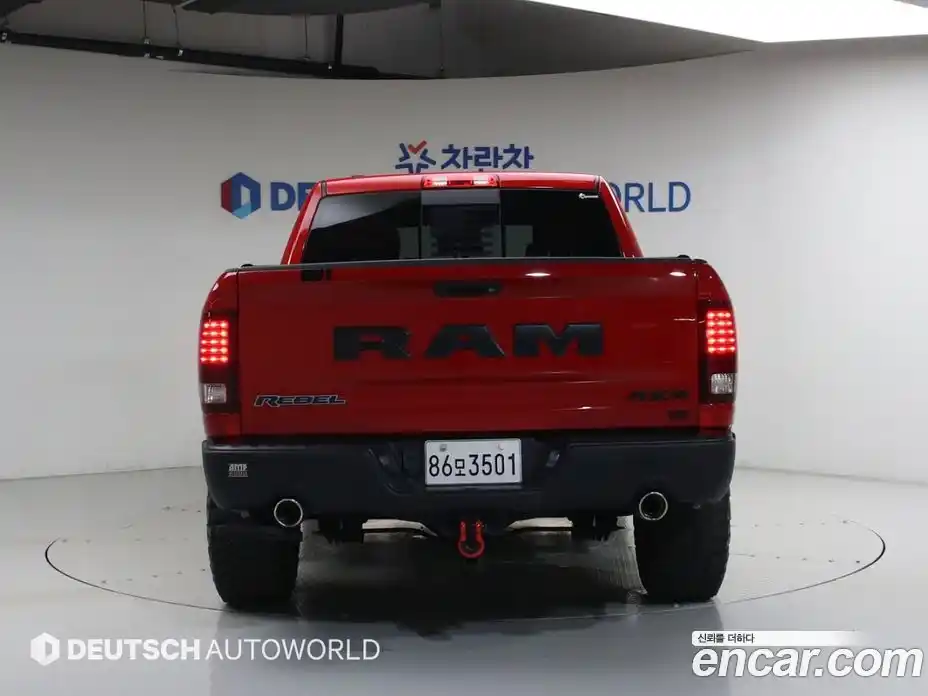 Dodge Ram Pick Up 2017 5.7 гидро в Москве № 1922496, фото 4