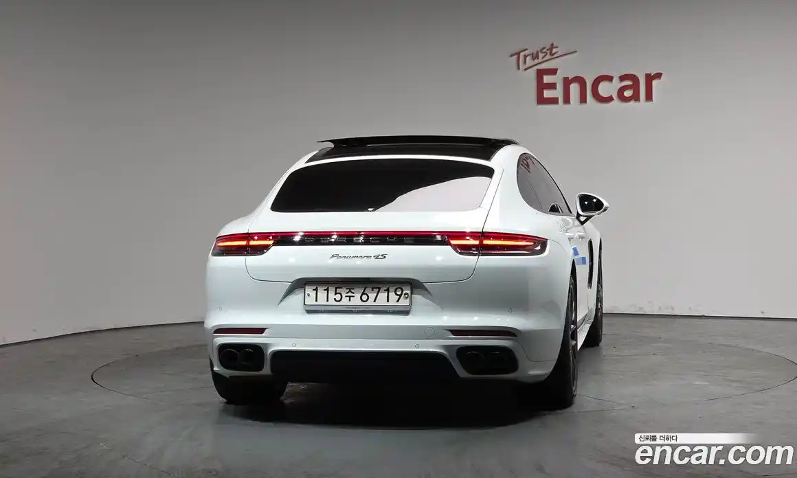 Porsche Panamera 2018 3.0 гидро в Москве № 197648, фото 3