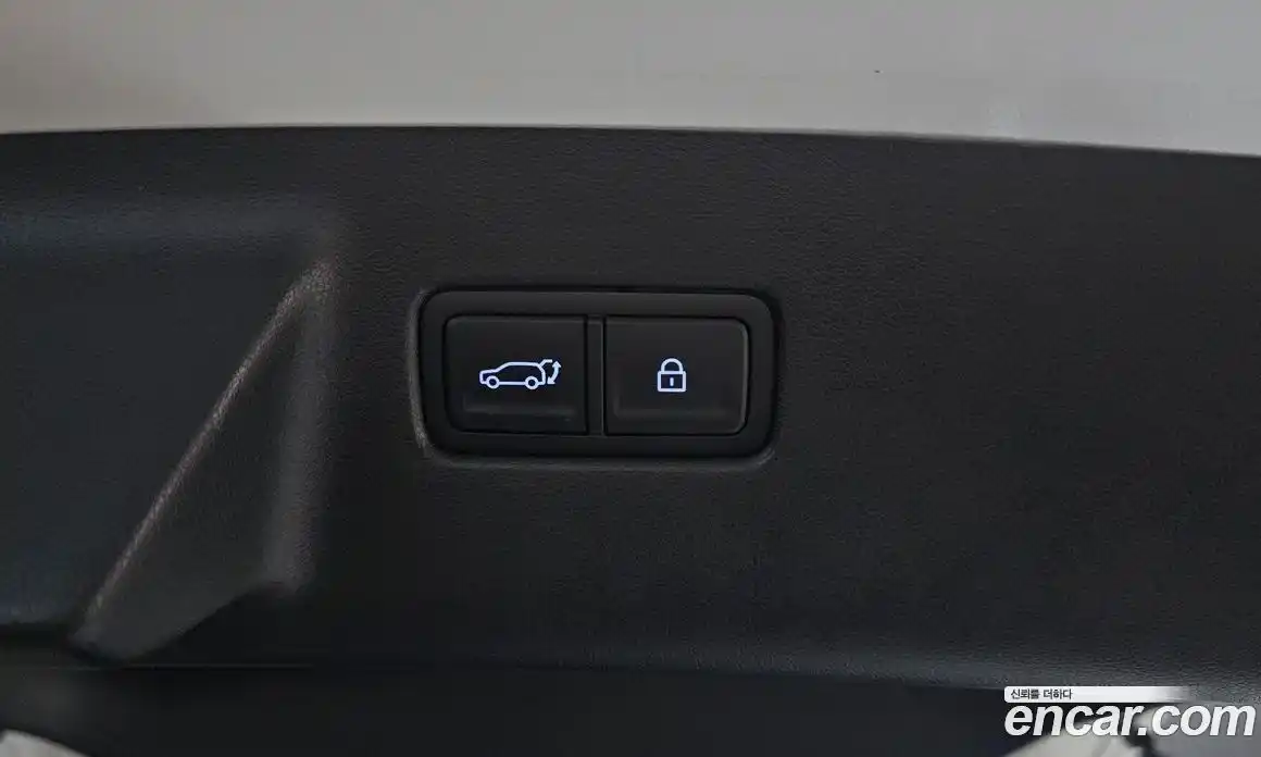 Hyundai Santa Fe 2024 1.6 гидро в Москве № 2049957, фото 26