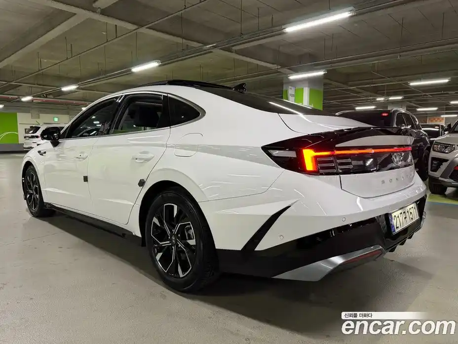 Hyundai Sonata 2023 1.6 гидро в Москве № 2050110, фото 6