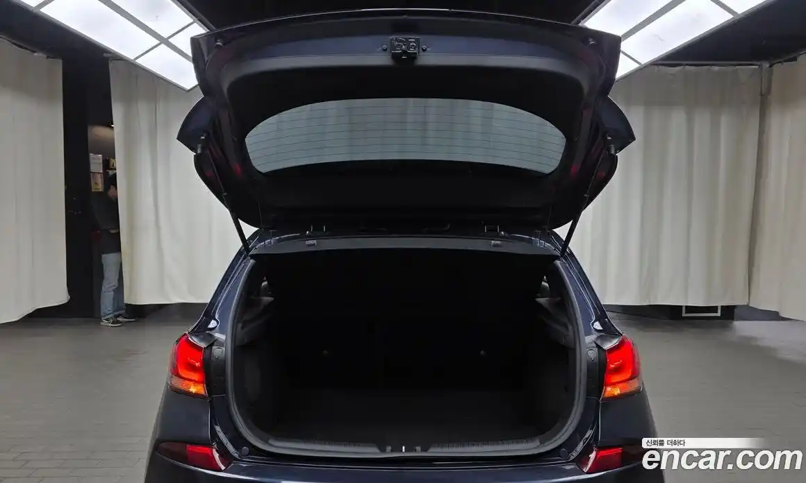 Hyundai i30 2020 1.6 гидро в Москве № 2050172, фото 26