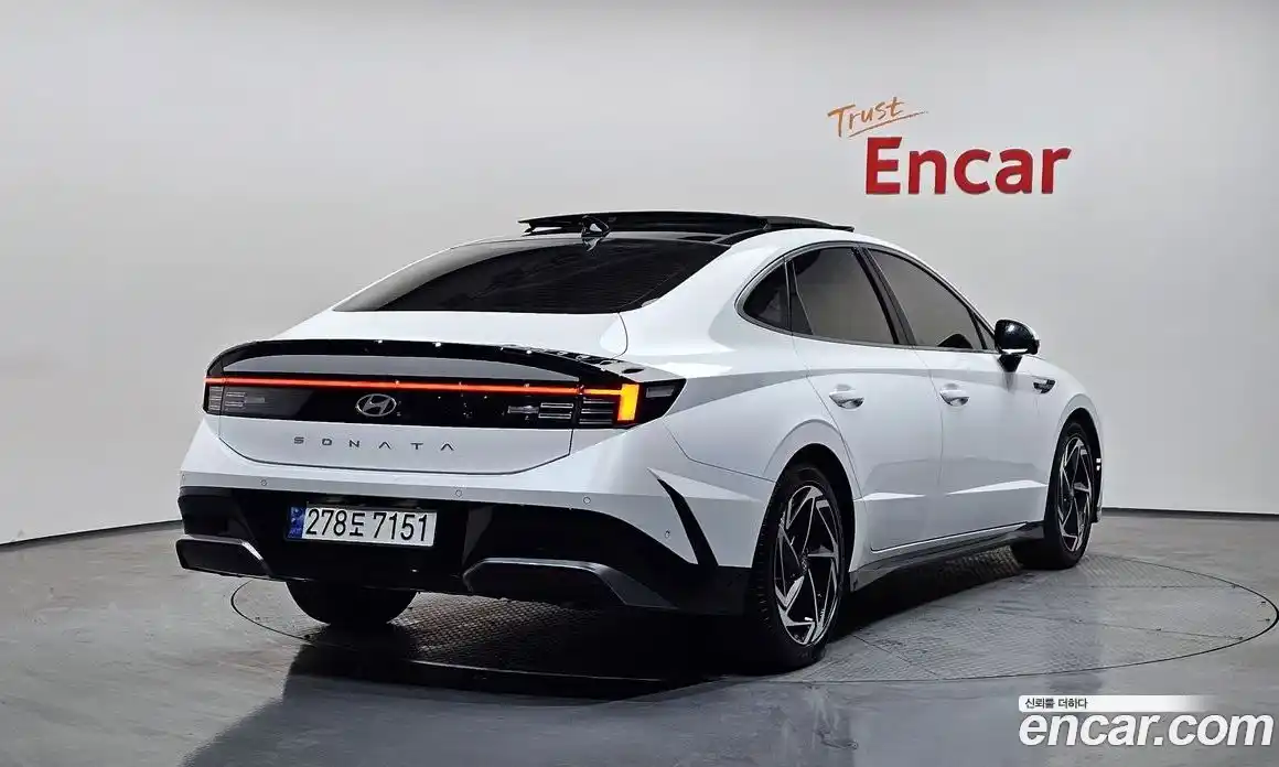 Hyundai Sonata 2023 1.6 гидро в Москве № 2050260, фото 2