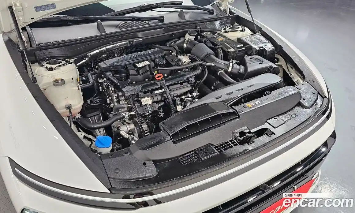 Hyundai Sonata 2023 1.6 гидро в Москве № 2050260, фото 6