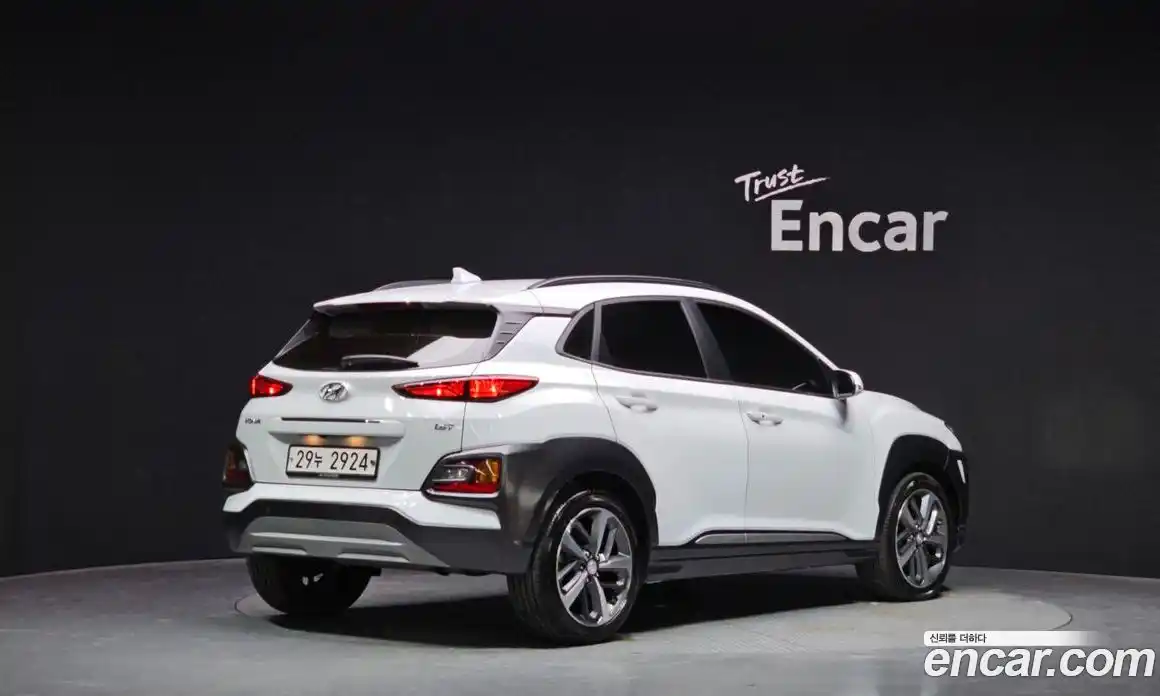 Hyundai Kona 2019 1.6 гидро в Москве № 2050281, фото 2