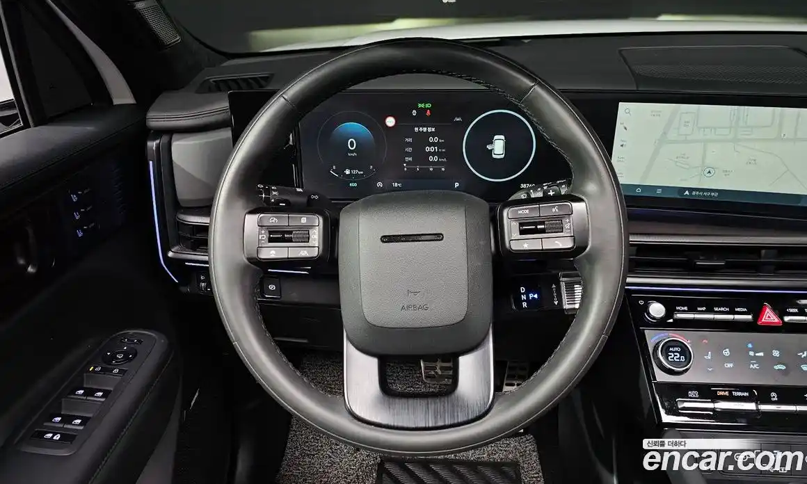 Hyundai Santa Fe 2023 2.5 гидро в Москве № 2050341, фото 13