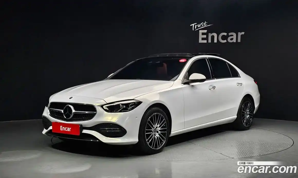 Mercedes-Benz C-Class 2025 2.0 гидро в Москве № 2050370, фото 1