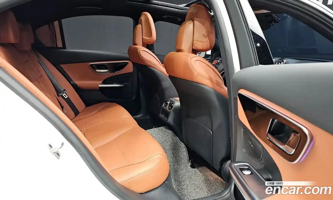 Mercedes-Benz C-Class 2025 2.0 гидро в Москве № 2050370, фото 18
