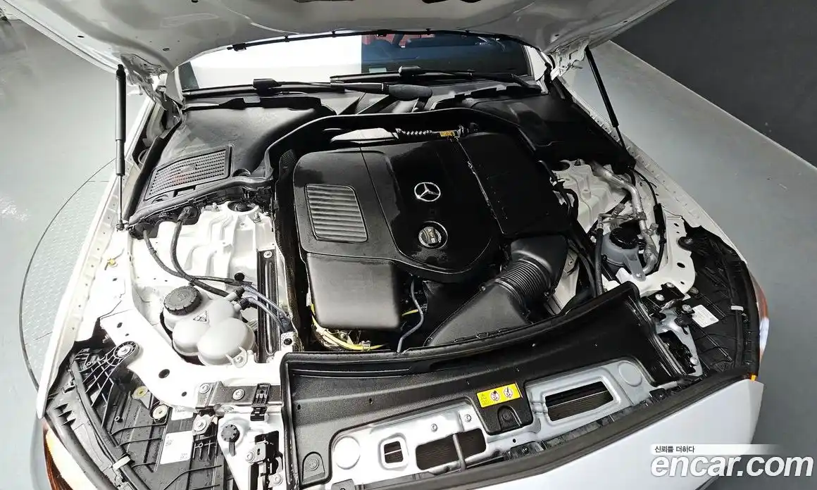 Mercedes-Benz C-Class 2025 2.0 гидро в Москве № 2050370, фото 6