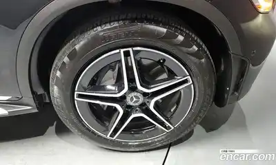 Mercedes-Benz GLC-Class 2023 2.0 гидро в Москве № 2050376, миниатюра 7