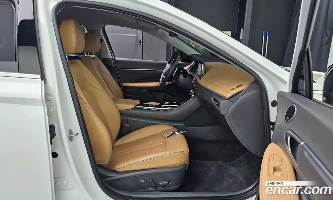 Hyundai Sonata 2023 2.0 гидро в Москве № 2050443, фото 18
