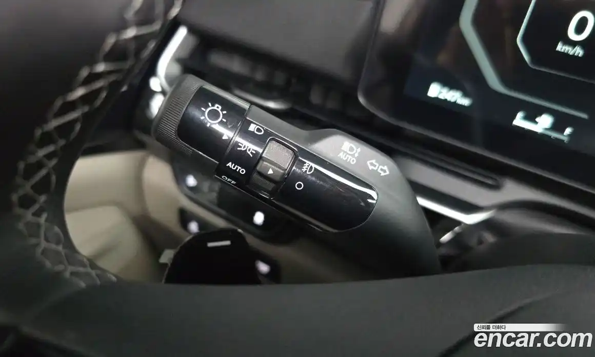 Kia Canival 2025 3.5 гидро в Москве № 2050590, фото 28