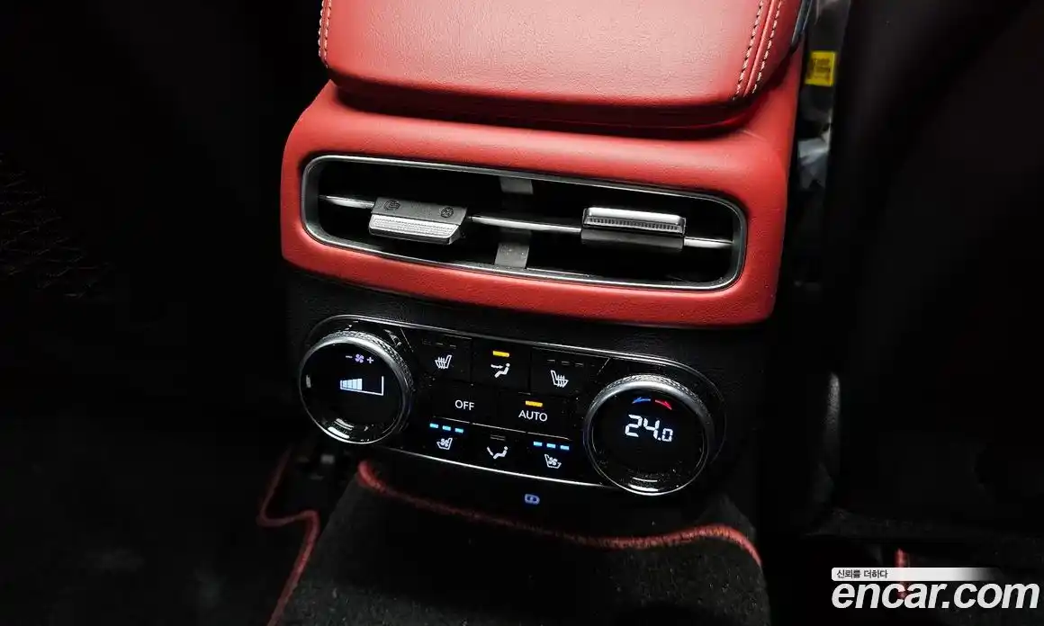 Genesis GV70 2023 2.5 гидро в Москве № 2051525, фото 35