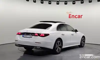 Mercedes-Benz E-Class 2024 2.0 гидро в Москве № 2051767, миниатюра 2