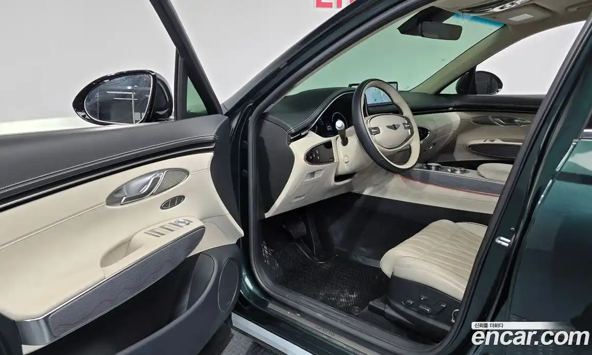 Genesis GV70 2021 2.5 гидро в Москве № 2051802, фото 13