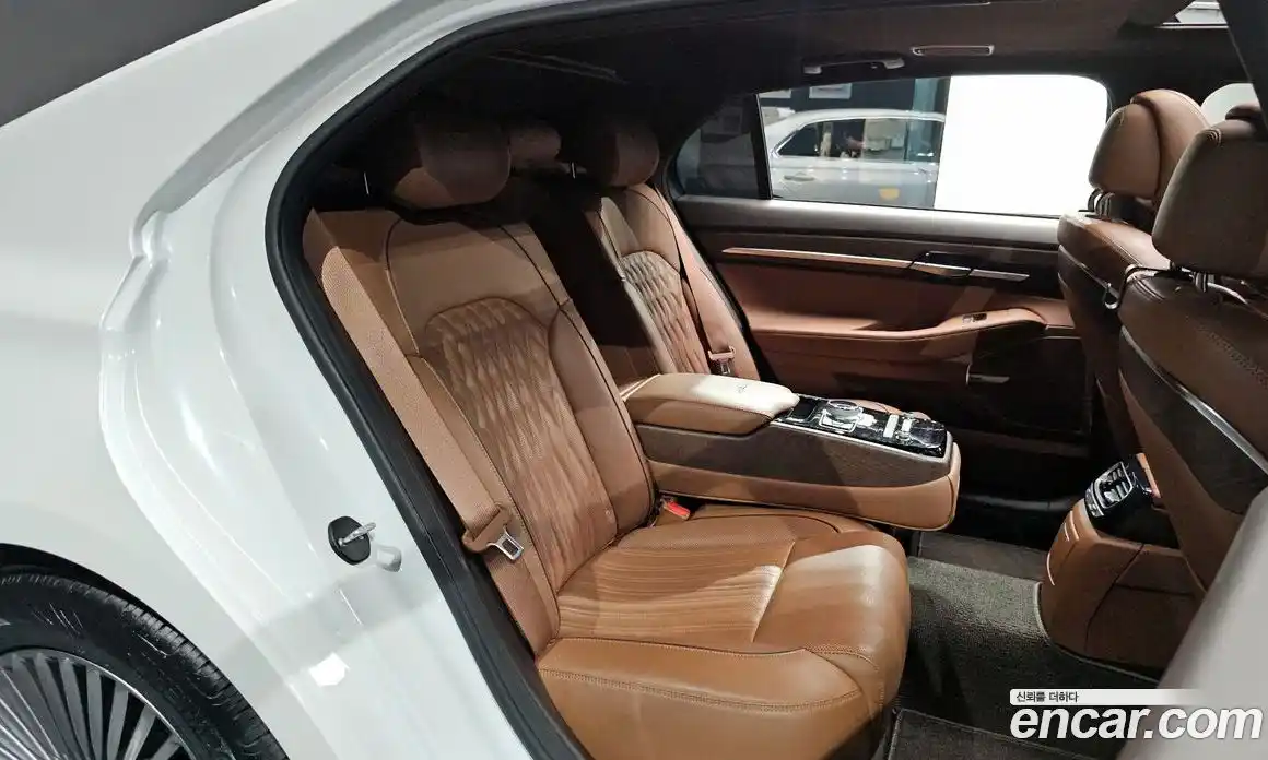 Genesis G90 2020 3.8 гидро в Москве № 2051834, фото 17