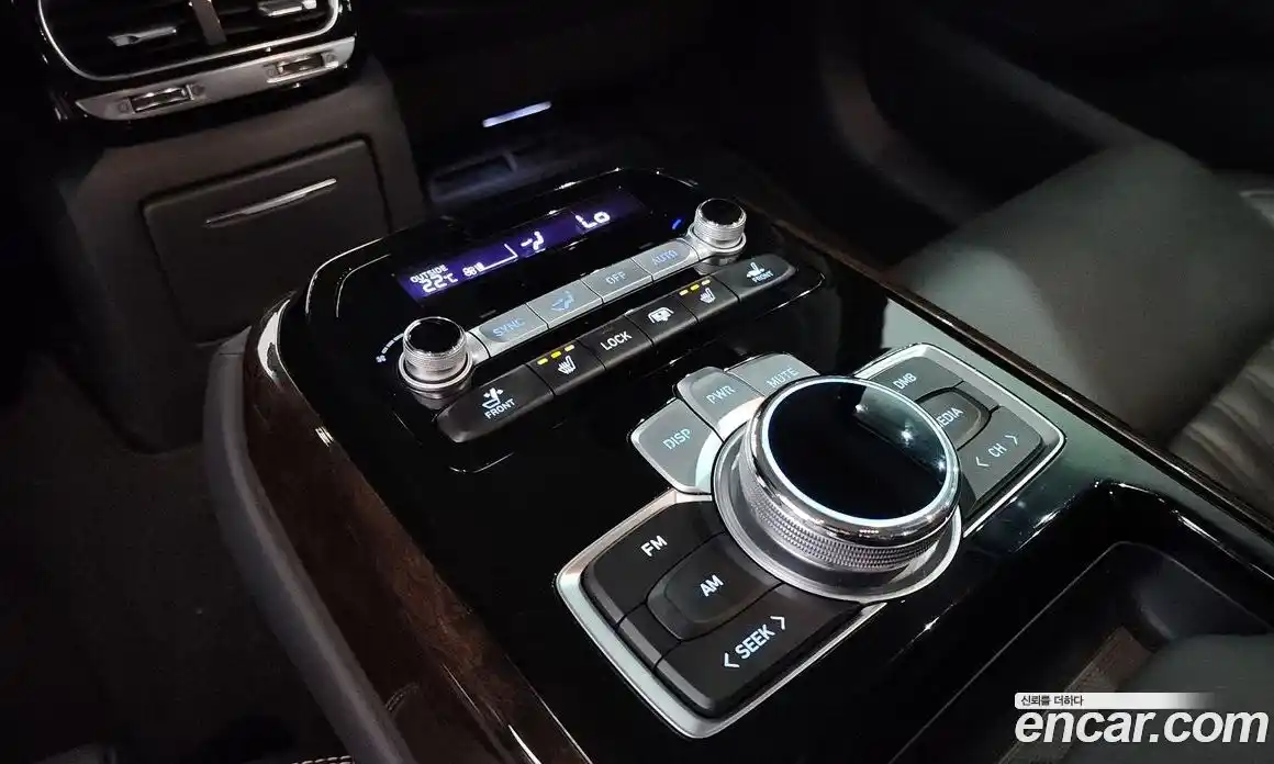 Genesis G90 2021 3.8 гидро в Москве № 2051872, фото 25