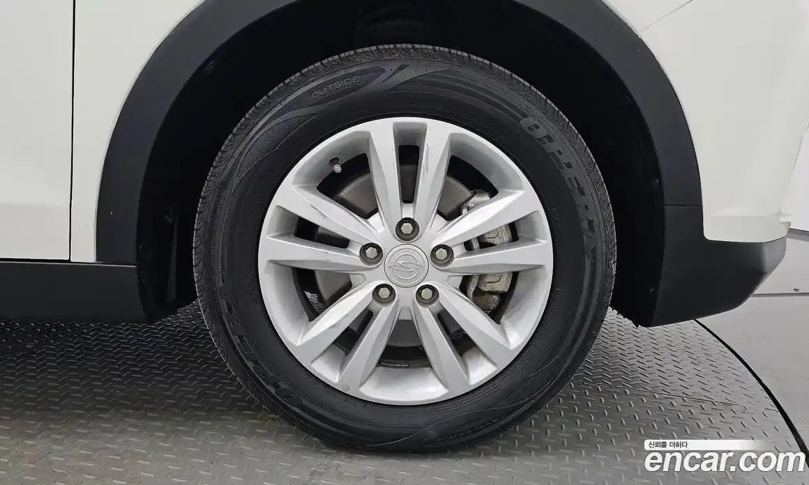 SsangYong TIBOLI 2018 1.6 гидро в Москве № 2052132, фото 6