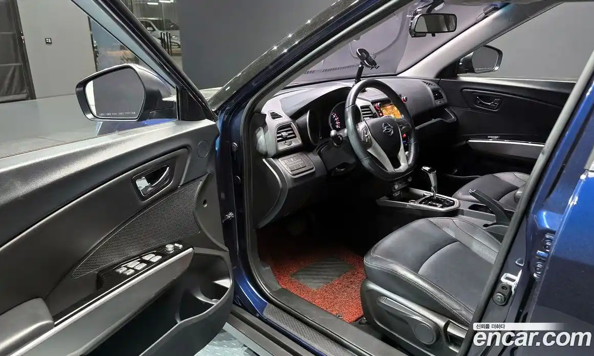 SsangYong TIBOLI 2016 1.6 гидро в Москве № 2052376, фото 10