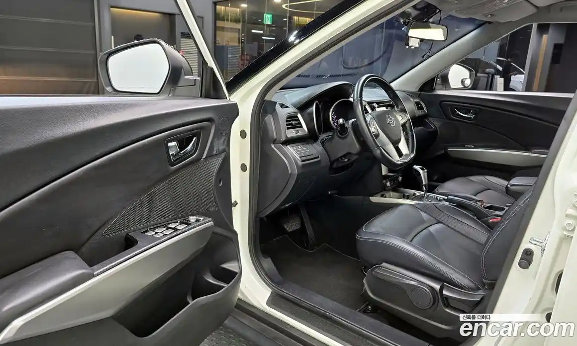 SsangYong TIBOLI 2016 1.6 гидро в Москве № 2052431, фото 13