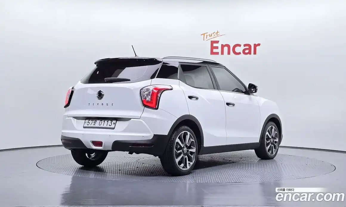 SsangYong TIBOLI 2016 1.6 гидро в Москве № 2052431, фото 2