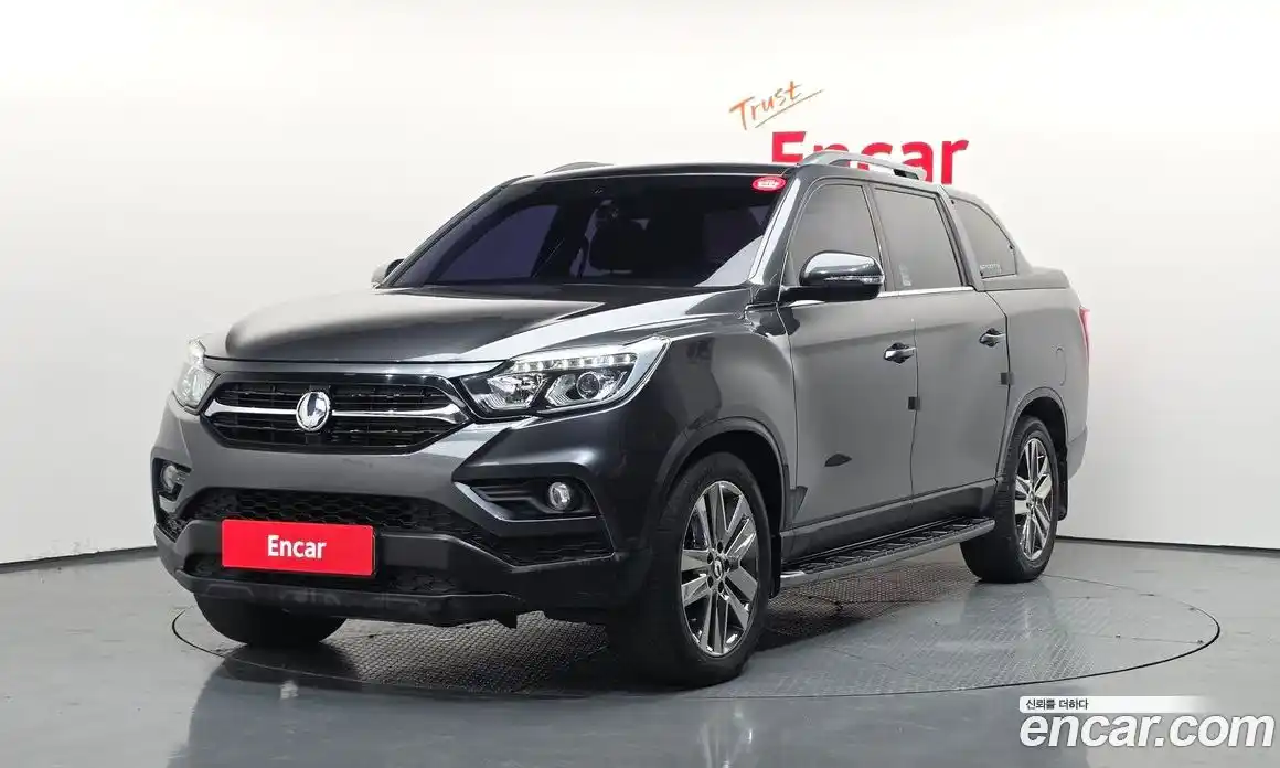 SsangYong Rexton 2018 2.2 гидро в Москве № 2052674, фото 1