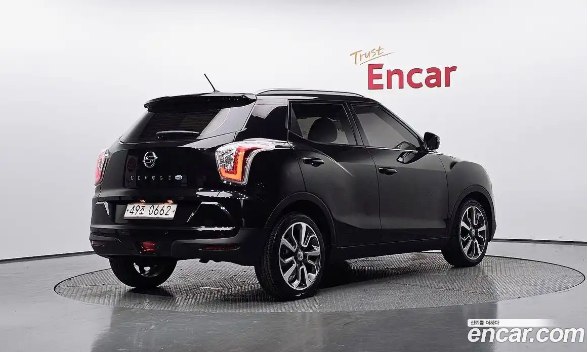SsangYong TIBOLI 2016 1.6 гидро в Москве № 2052736, фото 2