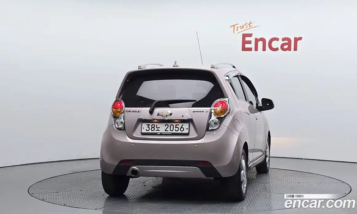 Chevrolet Spark 2011 1.0 гидро в Москве № 2053101, фото 3