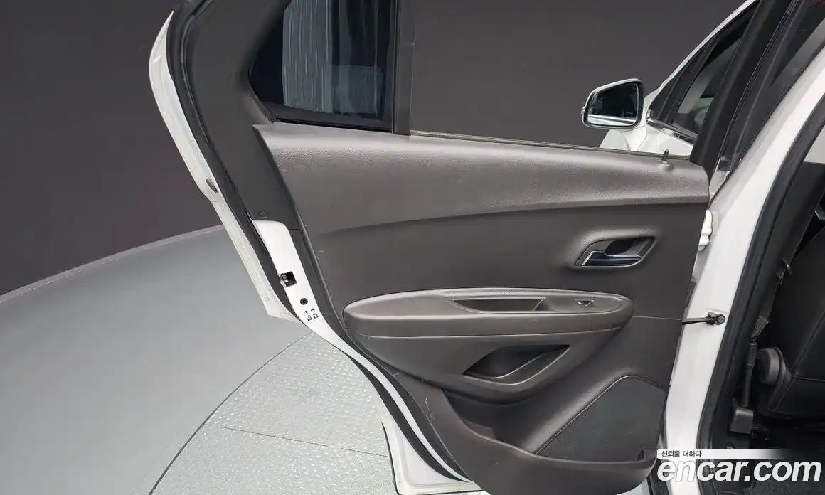 Chevrolet Trax 2018 1.4 гидро в Москве № 2053148, фото 15