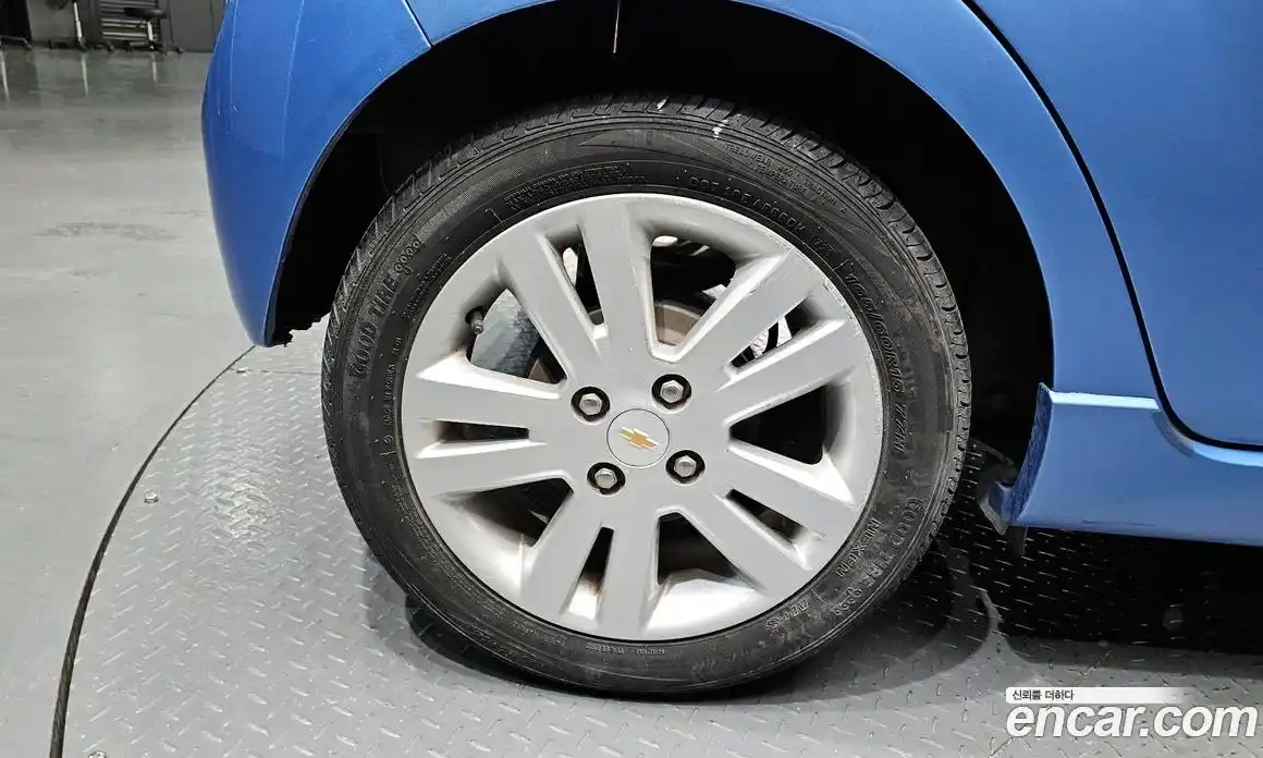 Chevrolet Spark 2013 1.0 гидро в Москве № 2053193, фото 35