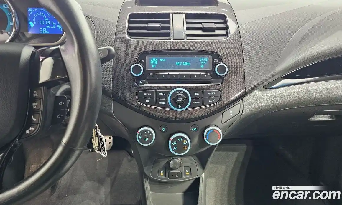 Chevrolet Spark 2015 1.0 гидро в Москве № 2053432, фото 29